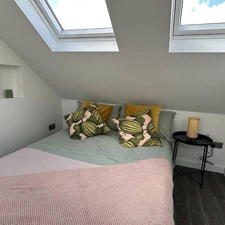 Lovely New Decor Studio - 4 The Southwell Londen Buitenkant foto